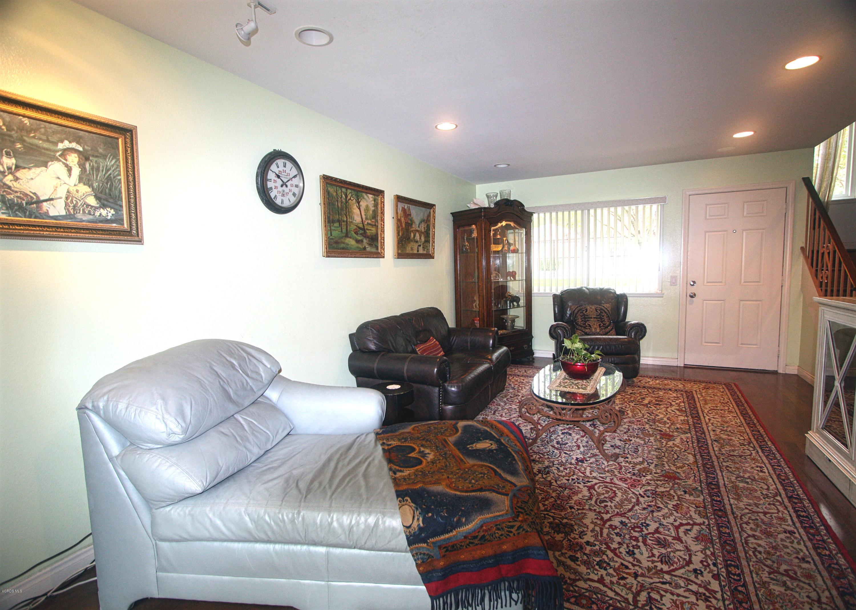 14930 Reedley Street, Unit C Moorpark, CA 93021 - Photo 8 of 23 Family Room2