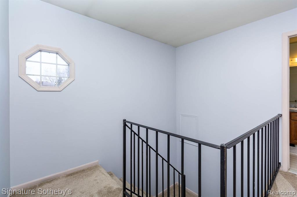 461 Farmridge Court Rochester Hills, MI 48307 - Photo 13 of 29
