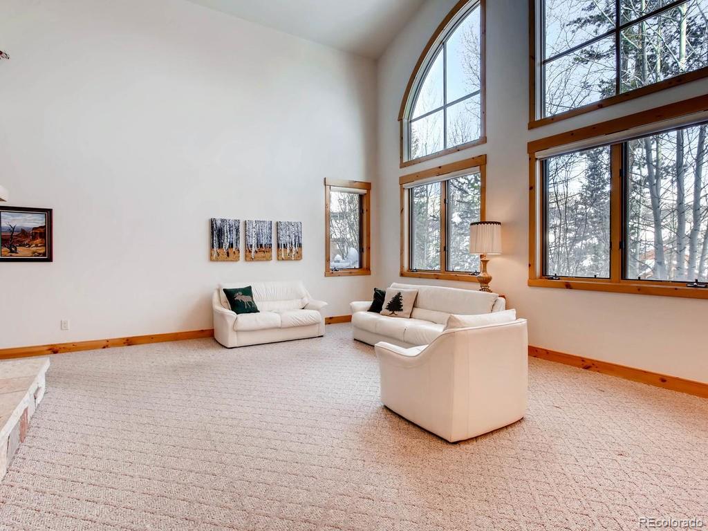 712 Willowbrook Road Silverthorne, CO 80498 - Photo 5 of 27 Gallery Image 5