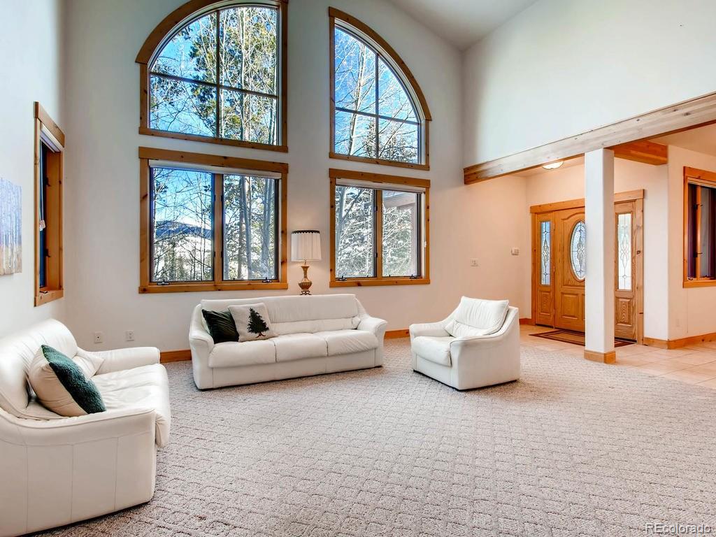 712 Willowbrook Road Silverthorne, CO 80498 - Photo 6 of 27 Gallery Image 6