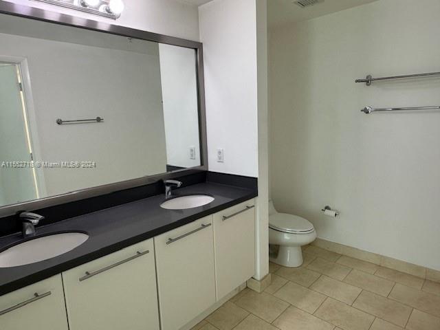 90 Southwest 3rd Street, Unit 1702 Miami, FL 33130 - Photo 12 of 18 Gallery Image 12