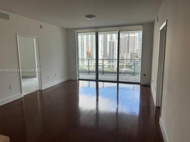90 Southwest 3rd Street, Unit 1702 Miami, FL 33130 - Photo 7 of 18 Gallery Image 7