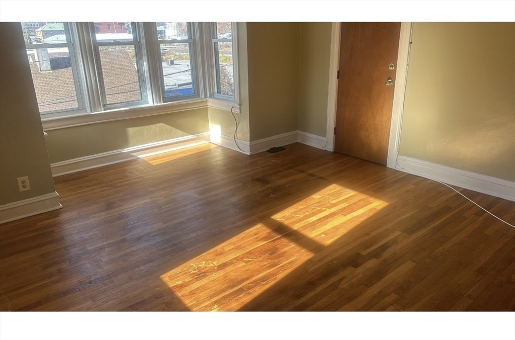 119 Robeson Street, Unit 3 Fall River, MA 02720 - Photo 2 of 4