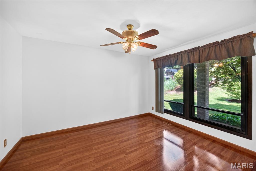 2034 Raintree Drive Imperial, MO 63052 - Photo 8 of 51