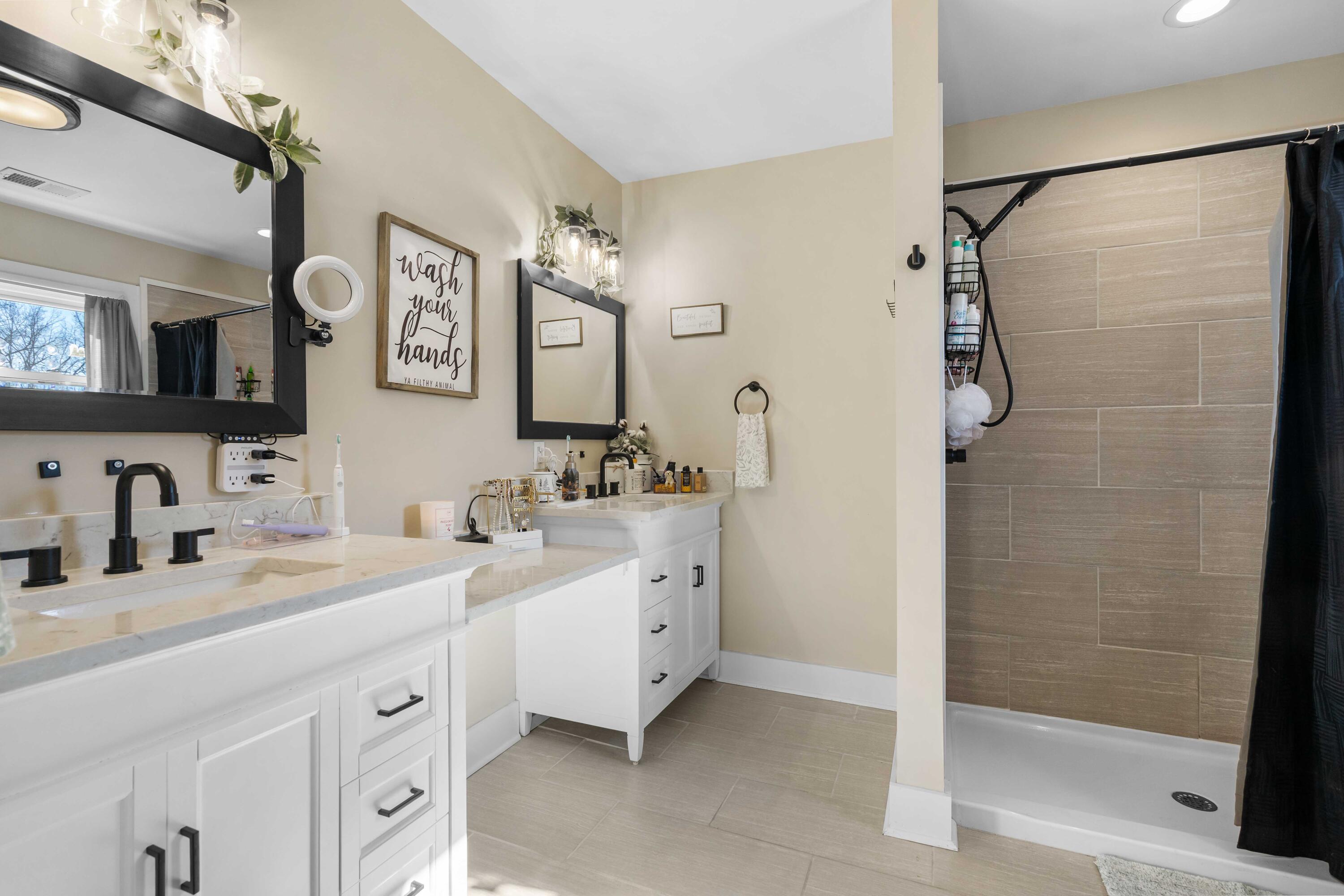 4610 Rowesville Road Rowesville, SC 29133 - Photo 16 of 46 Primary 2 Bathroom shower