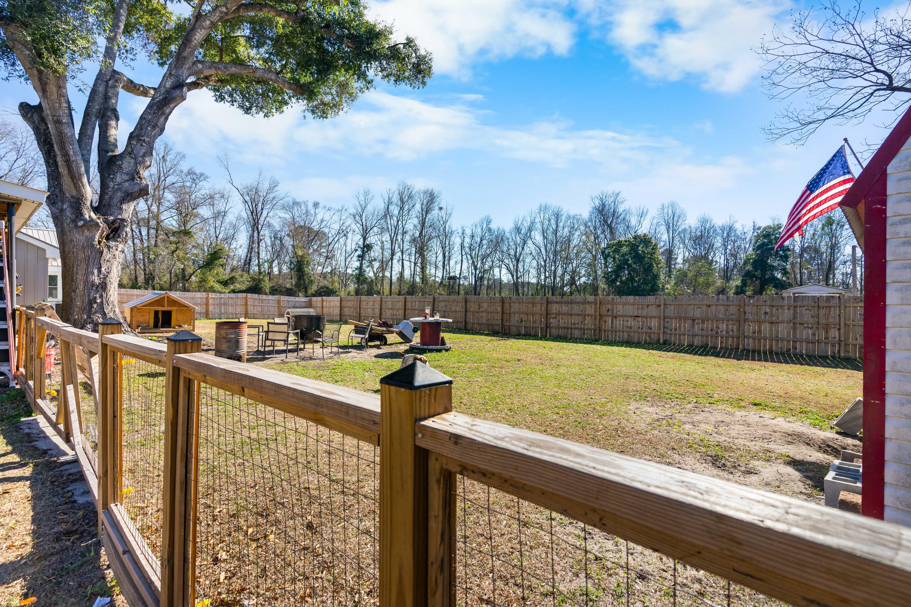 4610 Rowesville Road Rowesville, SC 29133 - Photo 31 of 46 Enclosed fence area