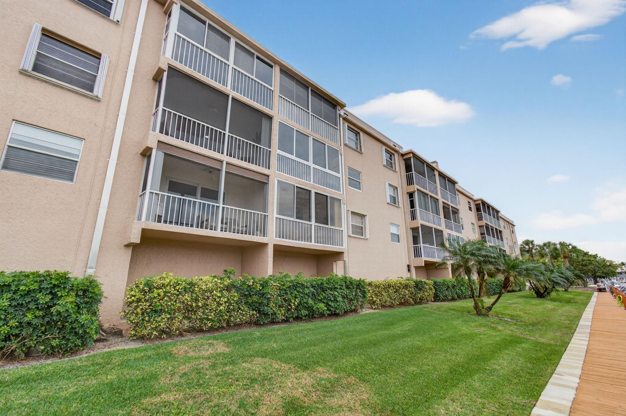 777 Jeffery Street, Unit 302 Boca Raton, FL 33487 - Photo 42 of 52 Photo 42