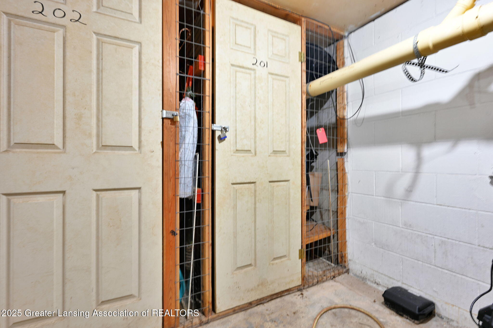 2034 Hamilton Road, Unit 20119 Okemos, MI 48864 - Photo 15 of 21 17-web-or-mls-Open Ended Media-16
