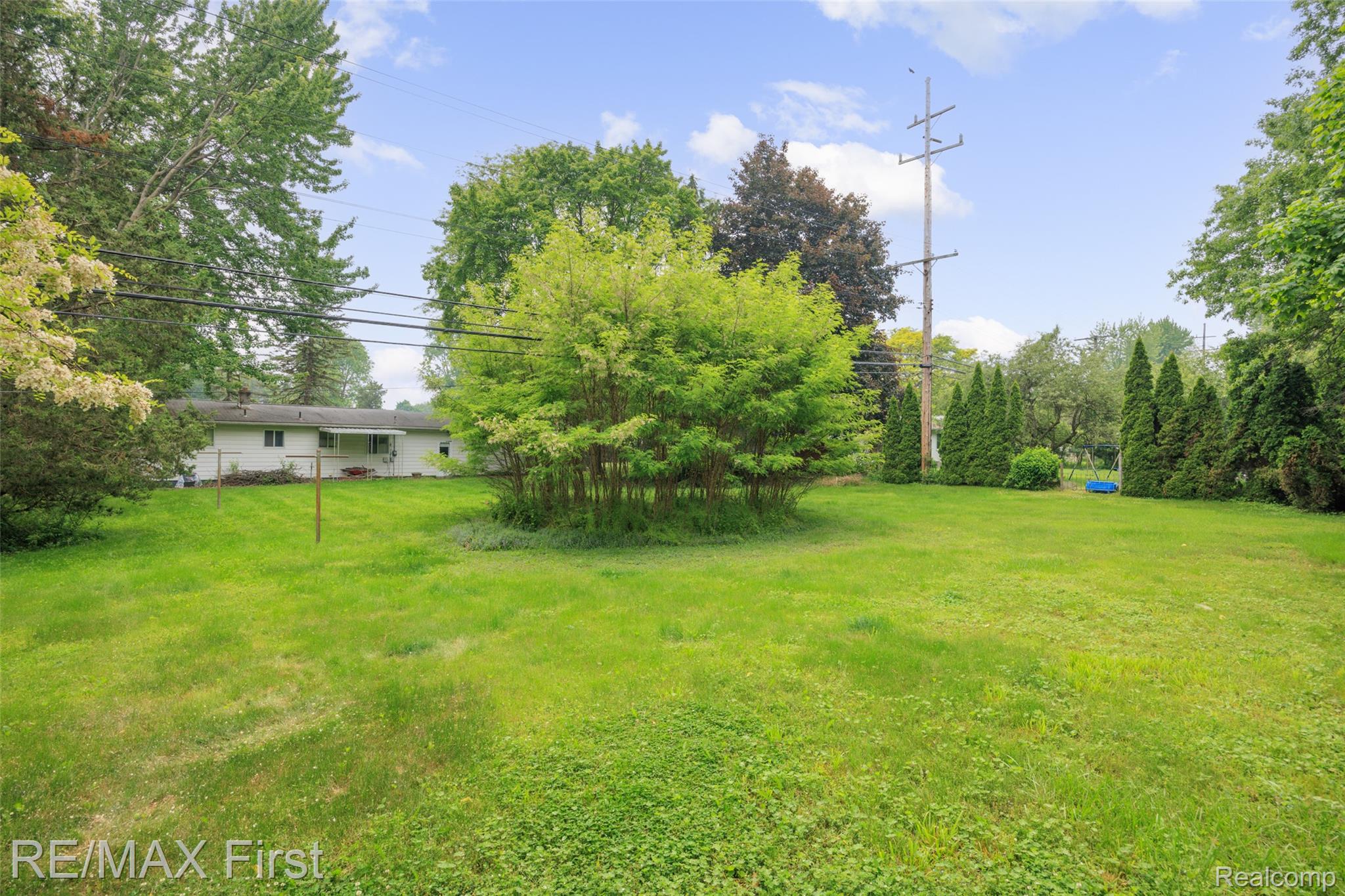 2070 Walton Blvd. Rochester, MI 48309 - Photo 23 of 25 2070 Walton Blvd 23.jpg