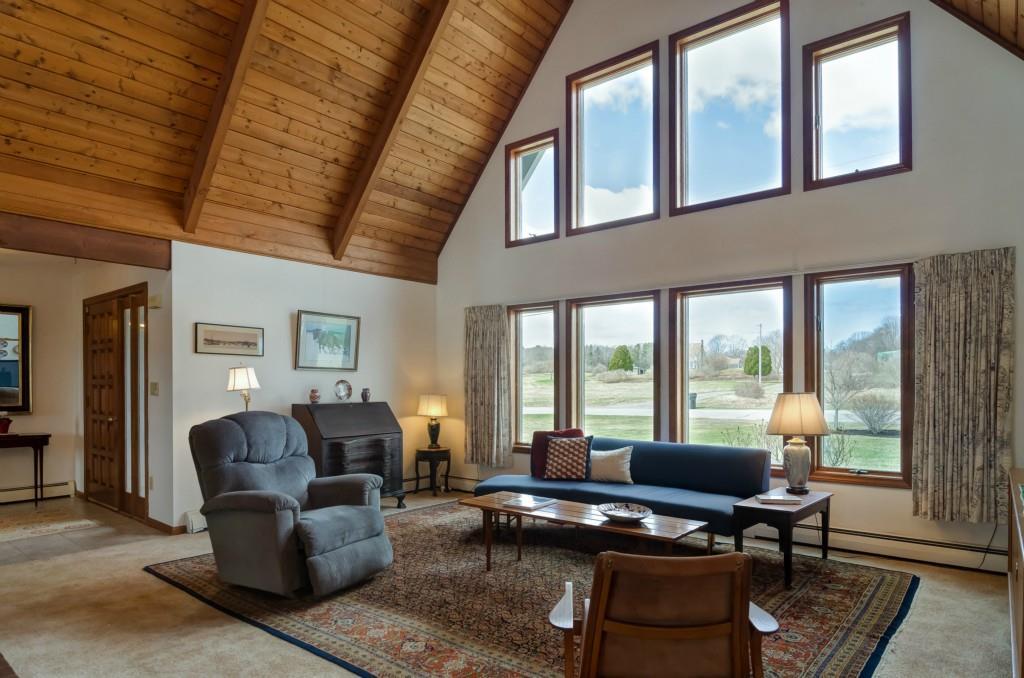 163 Spurwink Road Scarborough, ME 04074 - Photo 5 of 35 Living Room