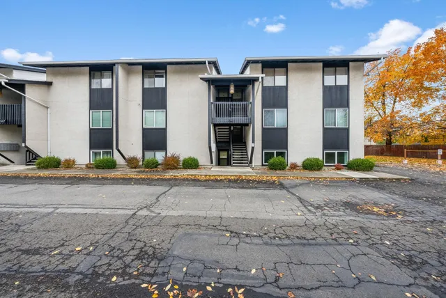 $195,000 | 309 North Raymond Road, Unit 24, Spokane Valley, WA 99206