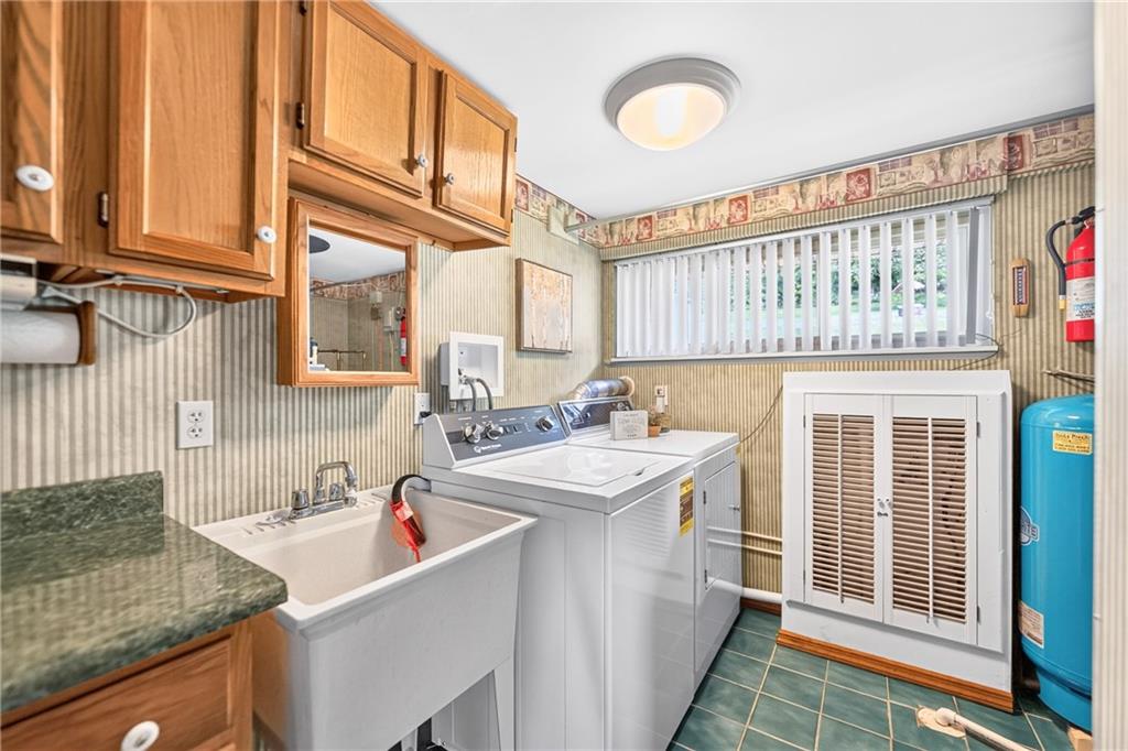 312 Gringo Independence Road, Unit R Aliquippa, PA 15001 - Photo 25 of 49 Gallery Image 25