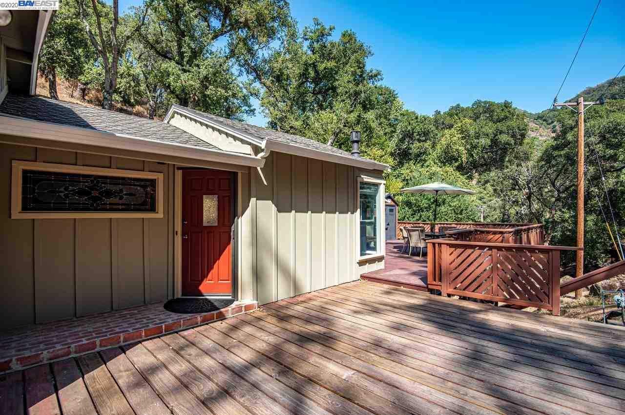 12067 Ruth Glen Sunol, CA 94586 - Photo 5 of 35 Gallery Image 5