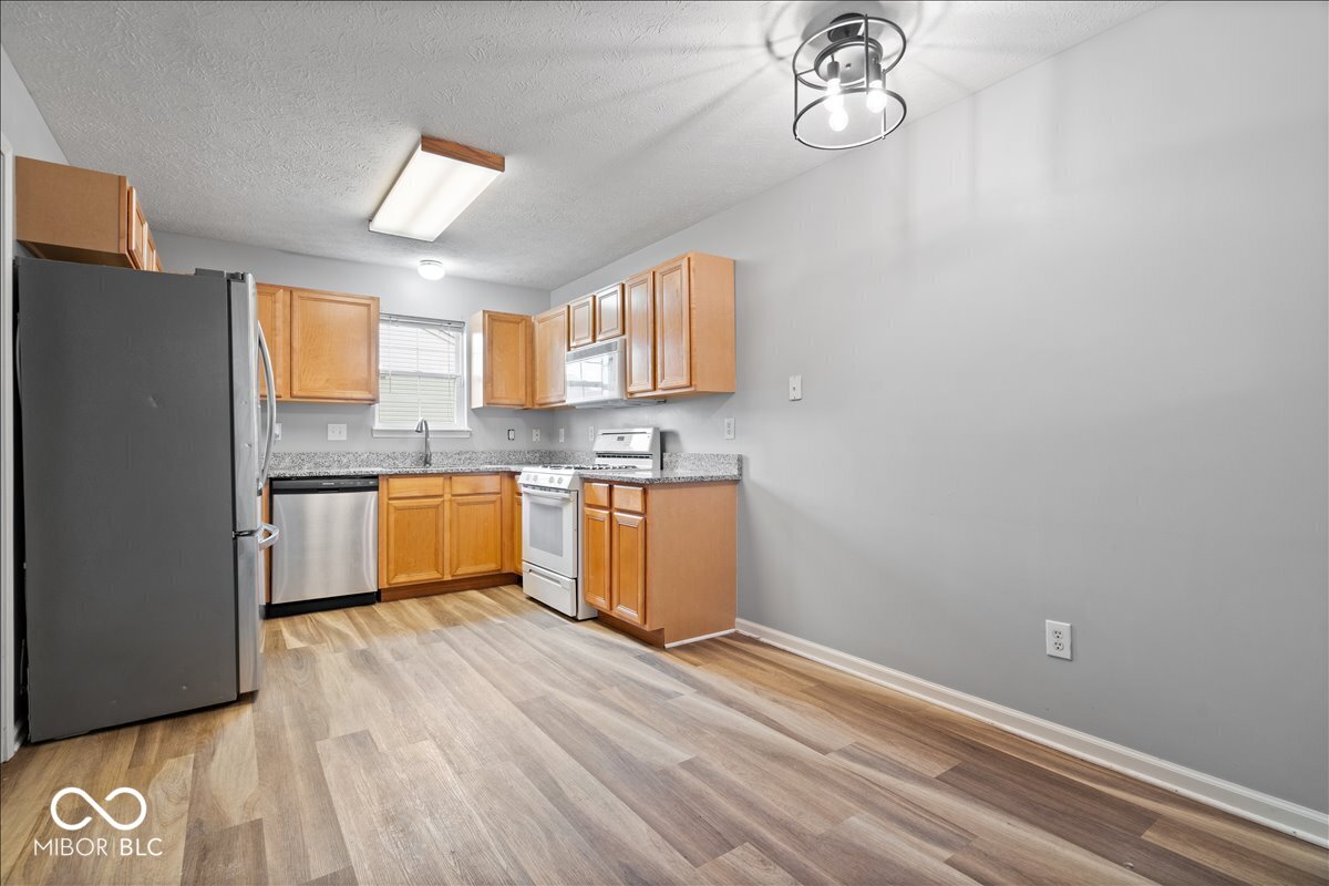 4057 Redbud Court Franklin, IN 46131 - Photo 15 of 29