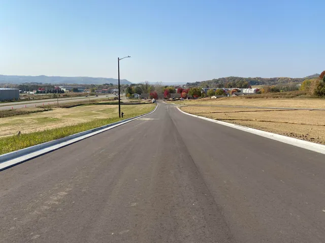 $445,800 | Lot 19 Gabrielle Way, Onalaska, WI 54650