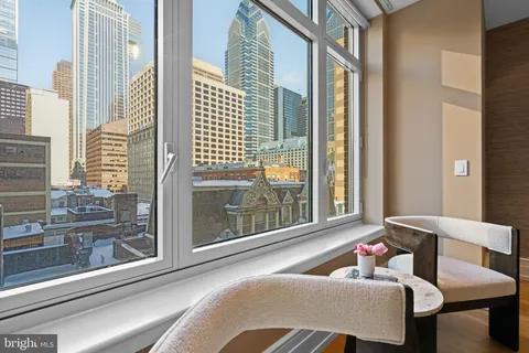 $735,000 | 130 South 18th Street, Unit 503, Philadelphia, PA 19103