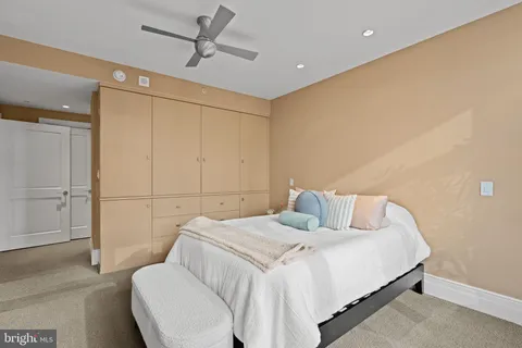 $735,000 | 130 South 18th Street, Unit 503, Philadelphia, PA 19103