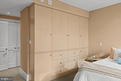 $735,000 | 130 South 18th Street, Unit 503, Philadelphia, PA 19103