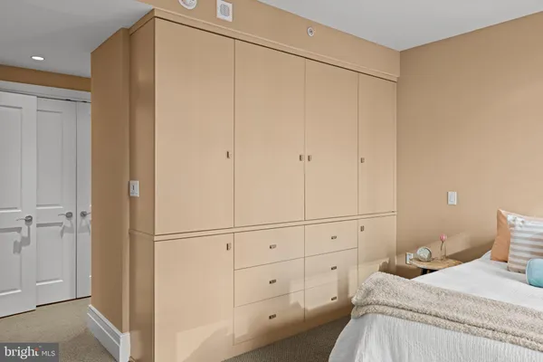 $735,000 | 130 South 18th Street, Unit 503, Philadelphia, PA 19103