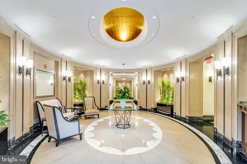 $735,000 | 130 South 18th Street, Unit 503, Philadelphia, PA 19103