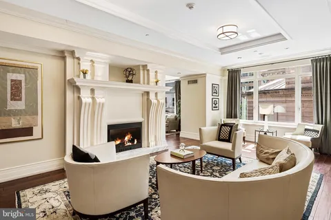 $735,000 | 130 South 18th Street, Unit 503, Philadelphia, PA 19103