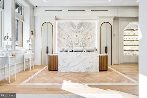 $735,000 | 130 South 18th Street, Unit 503, Philadelphia, PA 19103