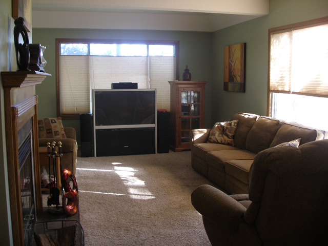 1504 Shooting Park Road Peru, IL 61354 - Photo 3 of 13 Gallery Image 3