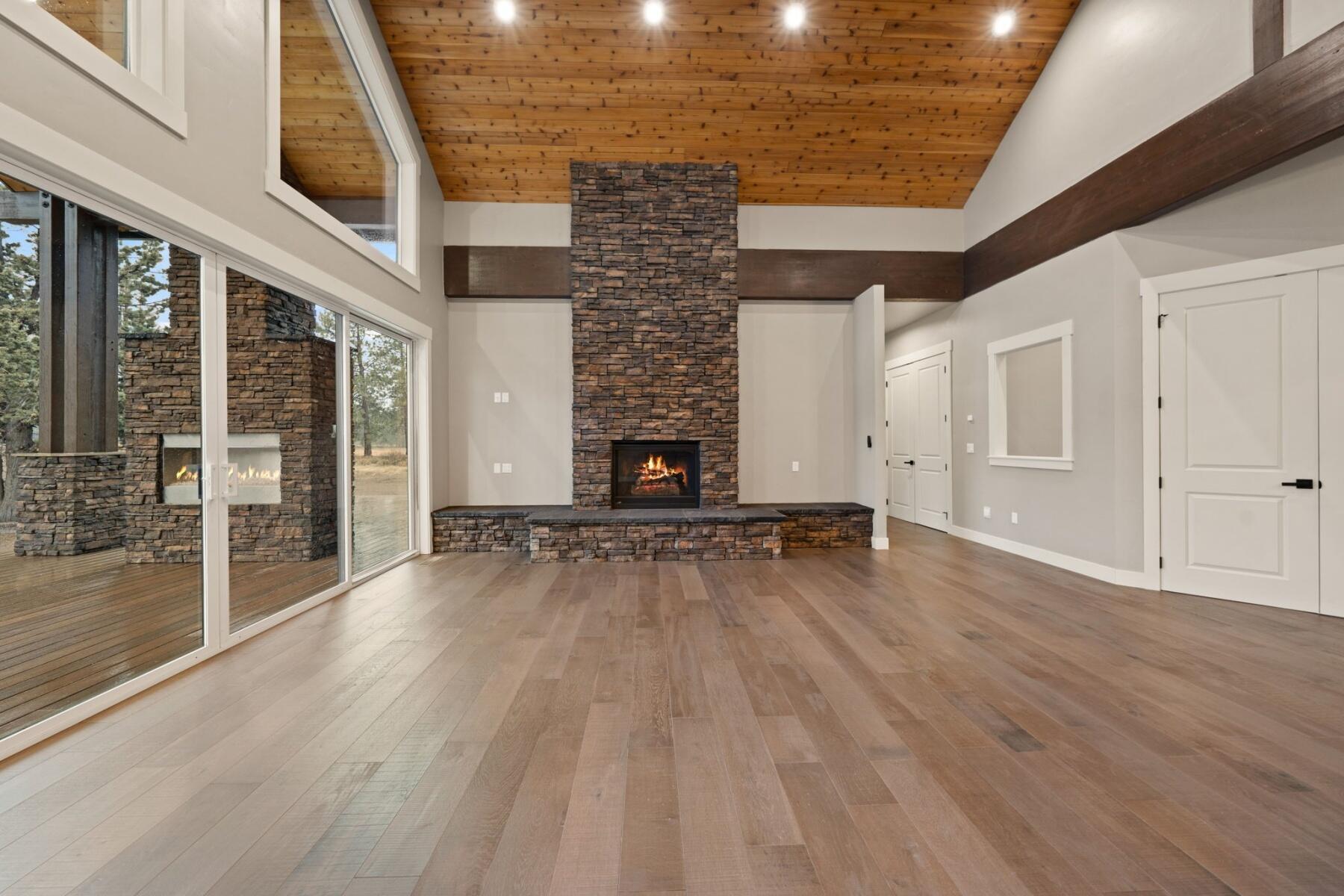 60201 Sunset View Drive Bend, OR 97702 - Photo 5 of 51 batch_2-web-or-mls-Riley Visuals-2
