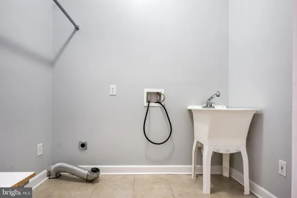 $994,000 | 100 Lakewood Drive, Williamsburg, VA 23185