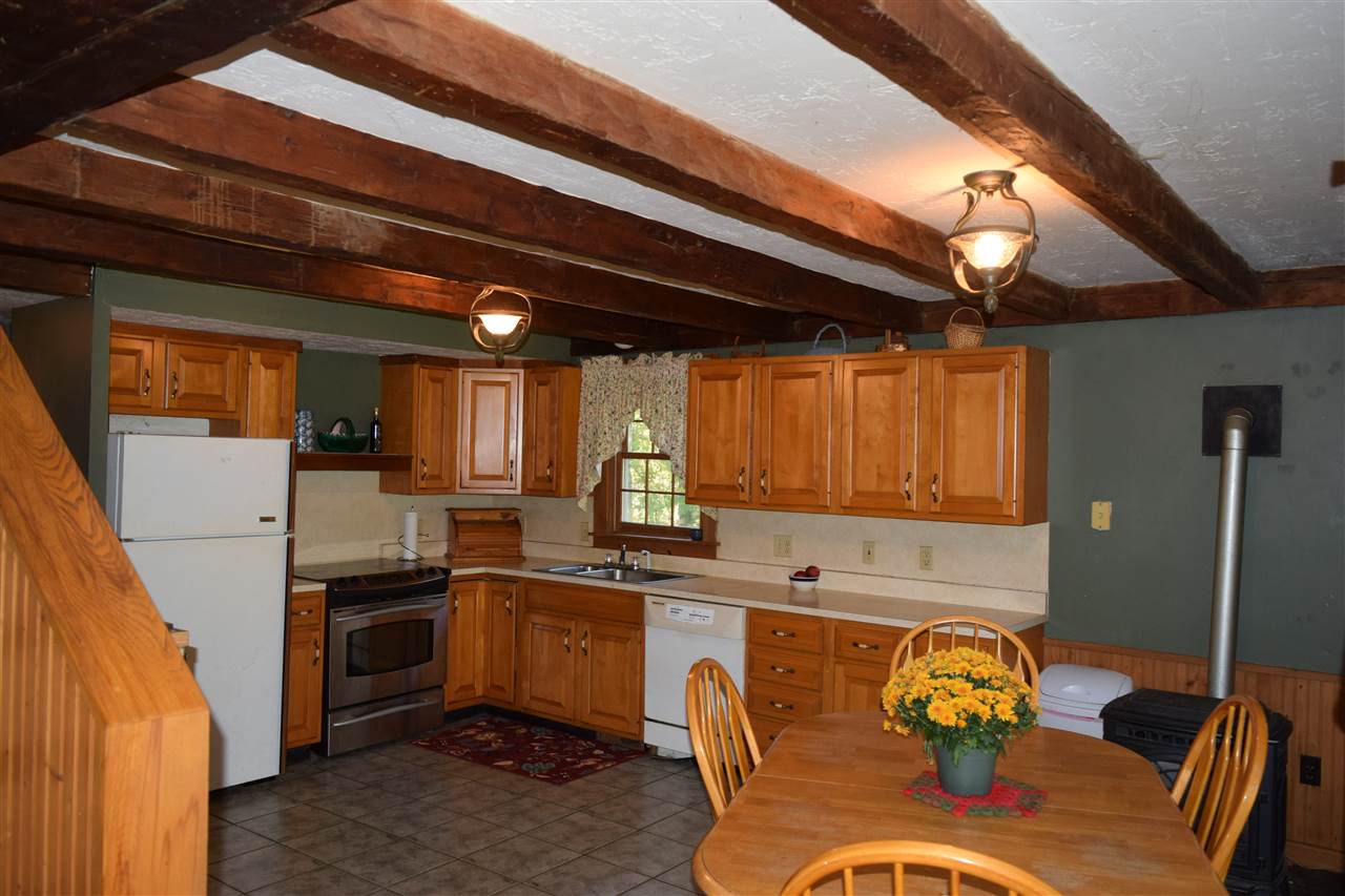 8 Lewis Piper Road Holderness, NH 03245 - Photo 2 of 32