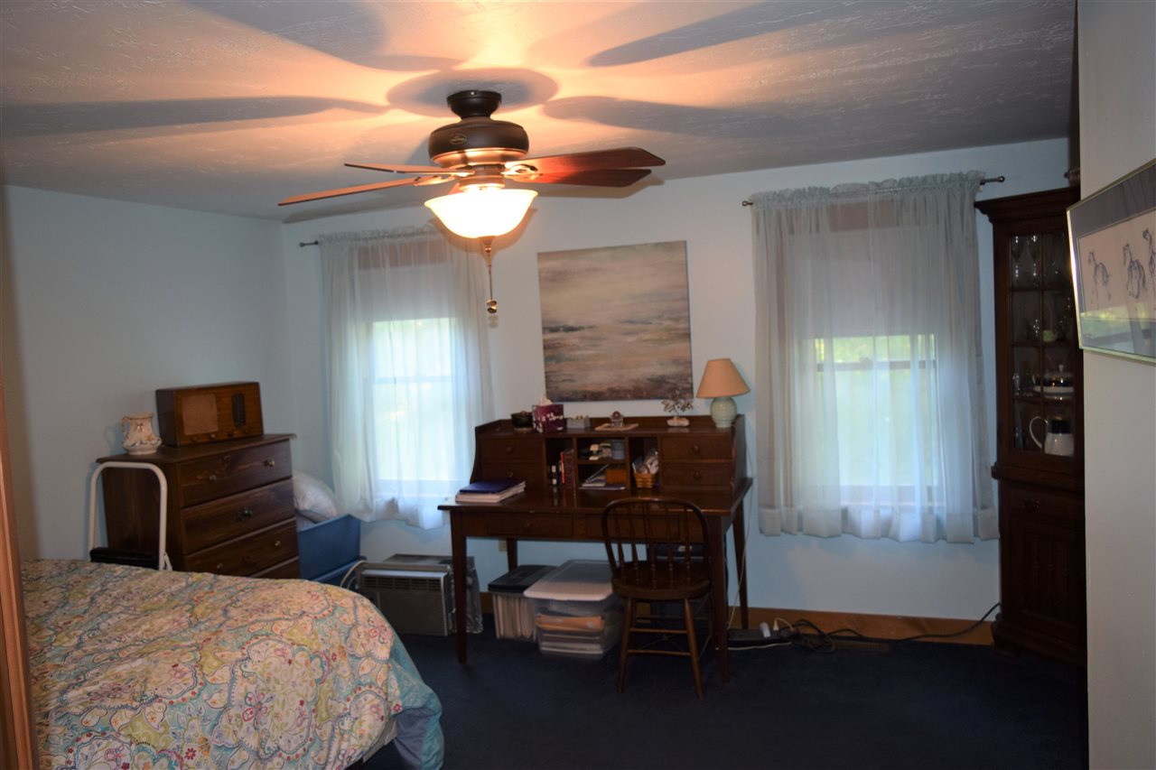 8 Lewis Piper Road Holderness, NH 03245 - Photo 13 of 32
