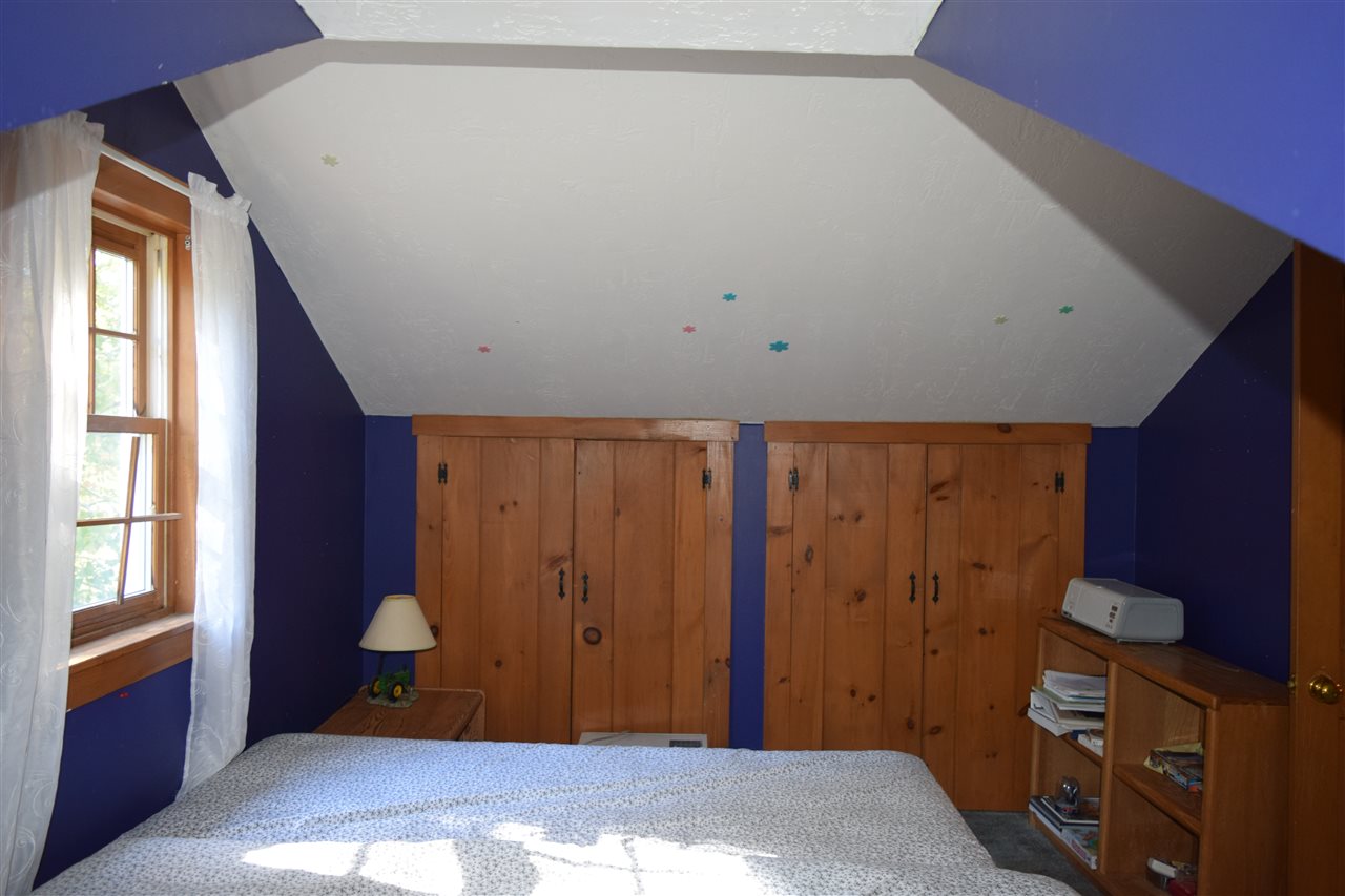 8 Lewis Piper Road Holderness, NH 03245 - Photo 20 of 32