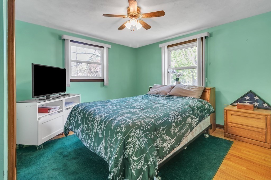 52 Hanson Drive Springfield, MA 01128 - Photo 23 of 39 Gallery Image 23