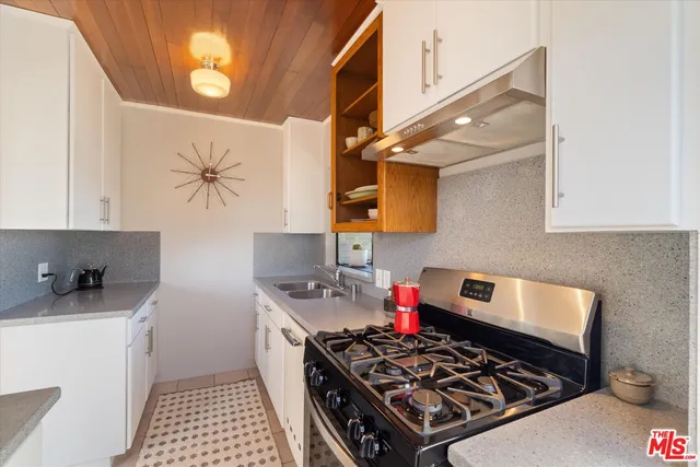 $799,000 | 554 Neva Place, Los Angeles, CA 90042