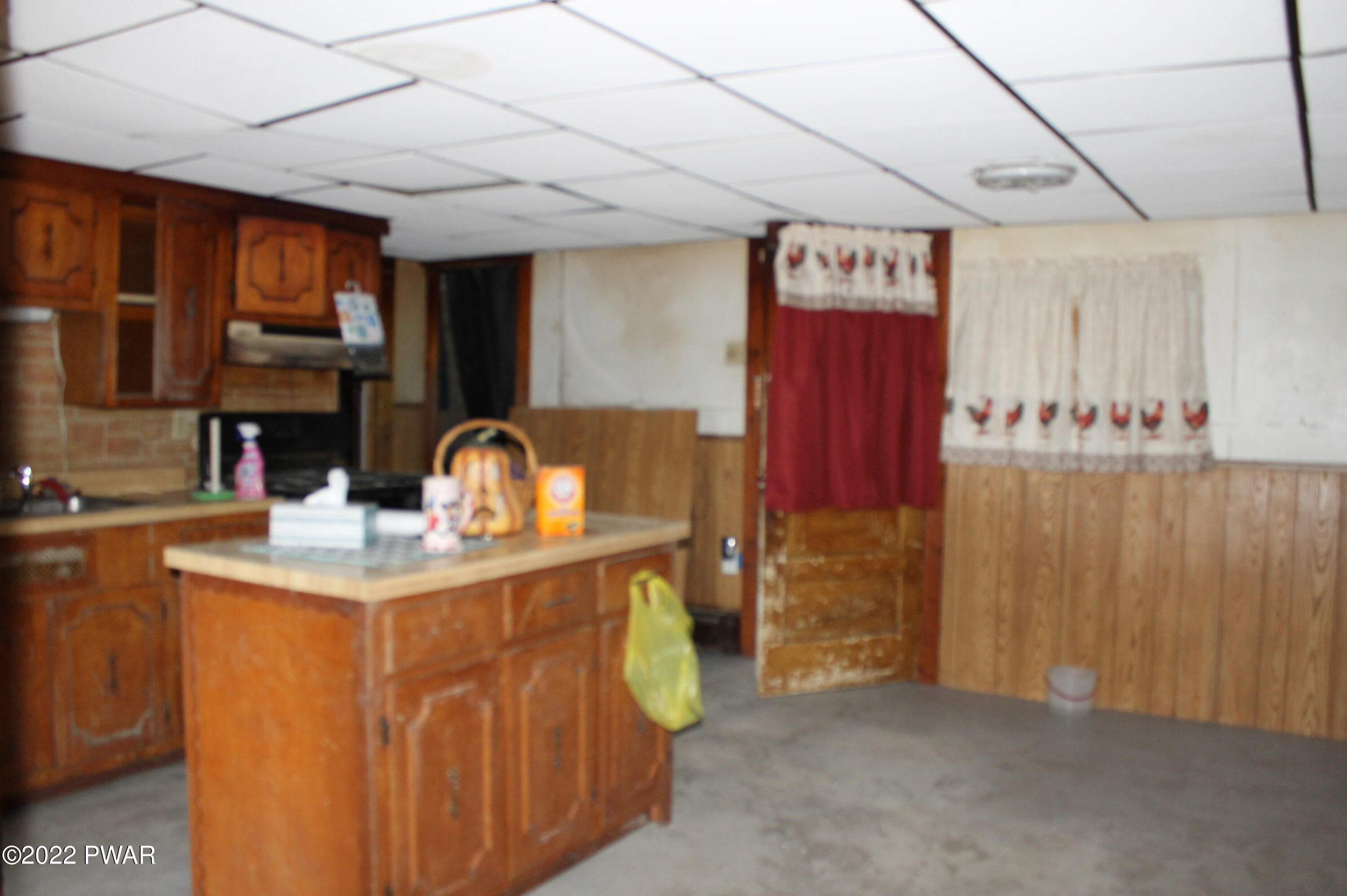102 Big Hills Road Lake Ariel, PA 18436 - Photo 4 of 12 Kitchen