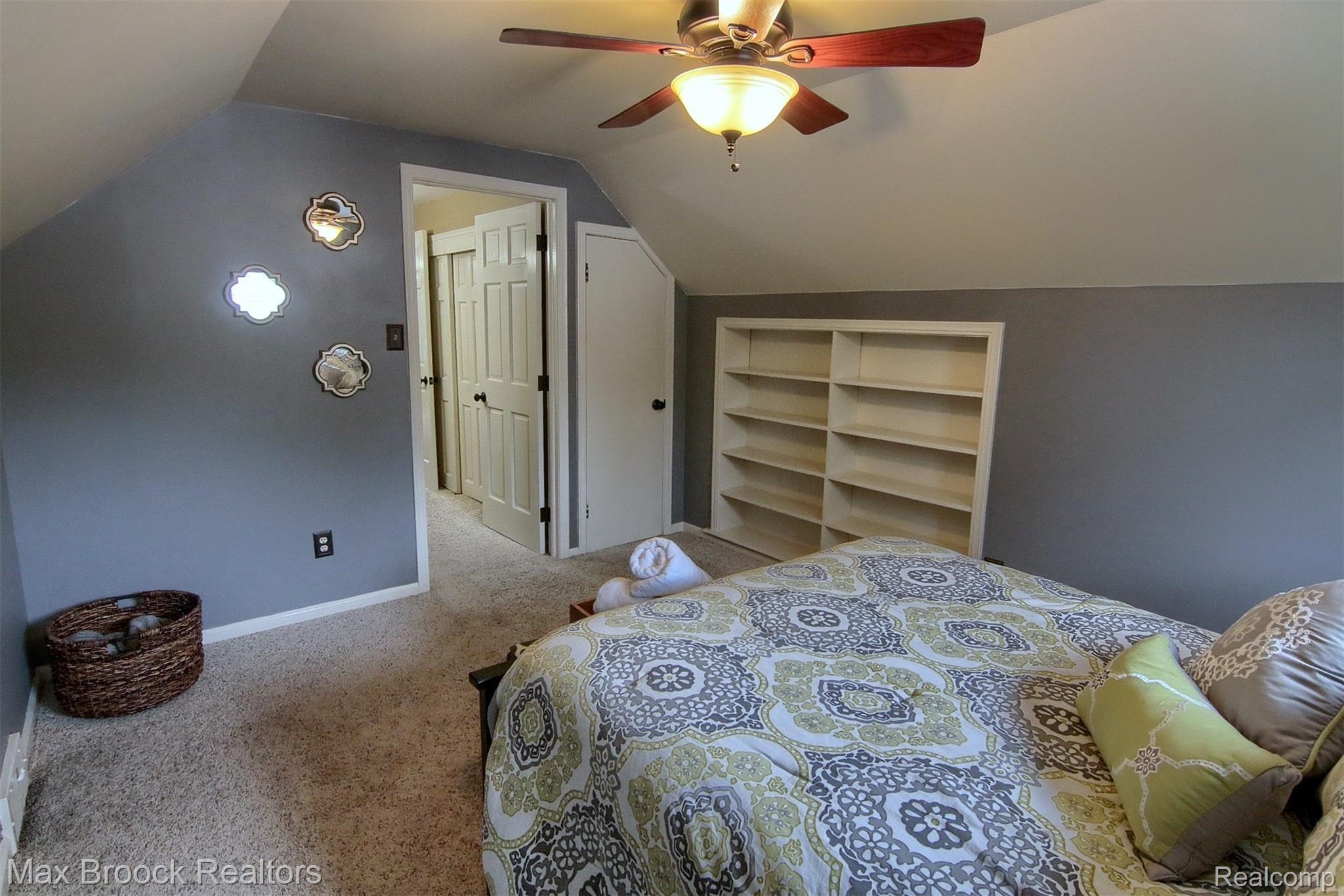 3431 Normandy Road Royal Oak, MI 48073 - Photo 18 of 31 17-2nd Bedroom 2nd View.jpg