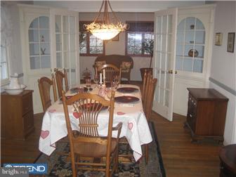37 Laurel Road Princeton, NJ 08540 - Photo 3 of 6 Dining Room
