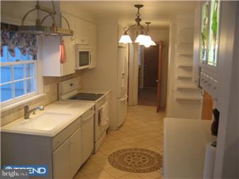 37 Laurel Road Princeton, NJ 08540 - Photo 5 of 6 Kitchen