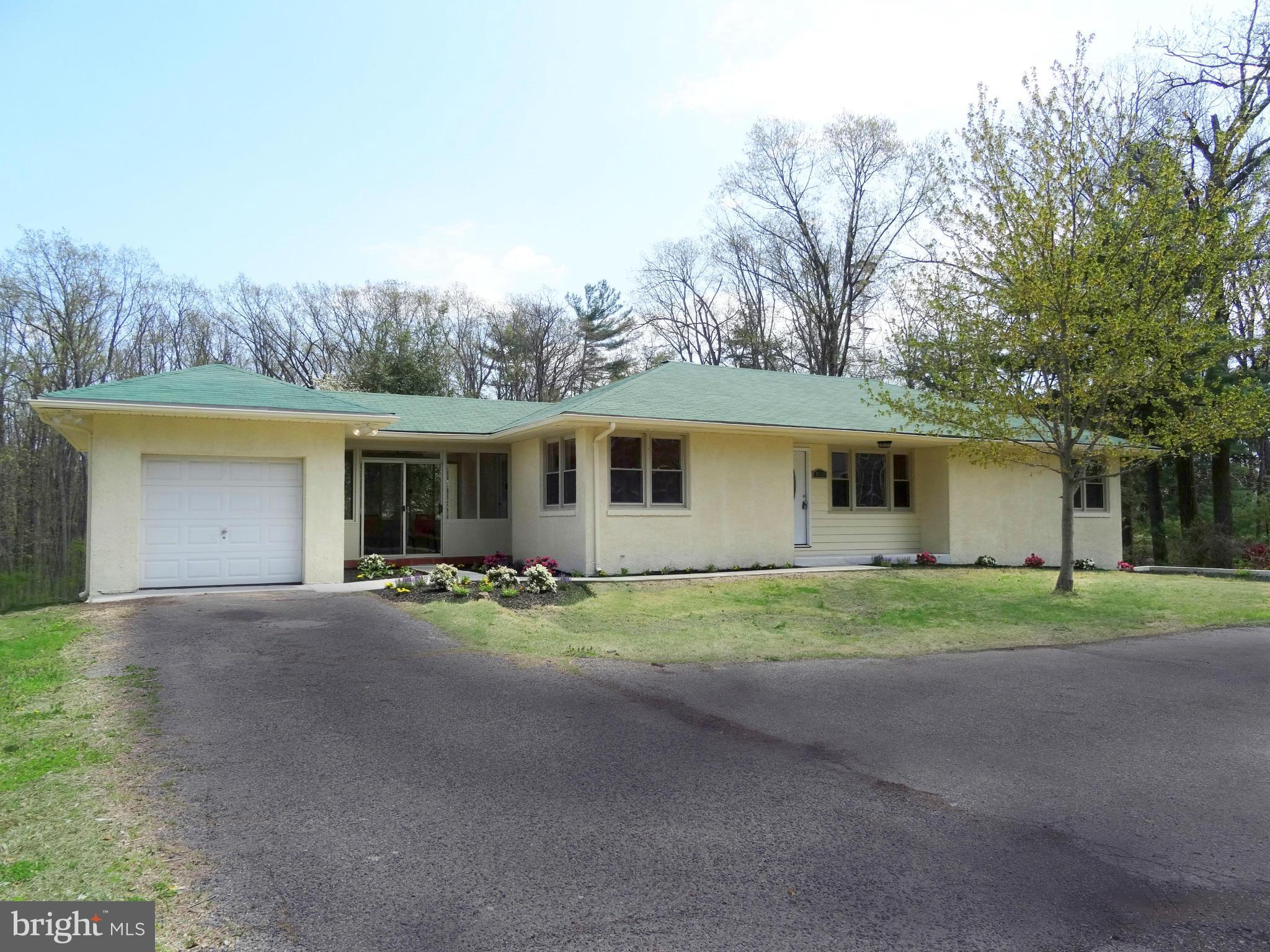 8019 Long Hill Road Pasadena, MD 21122 - Photo 1 of 13 Exterior (Front)