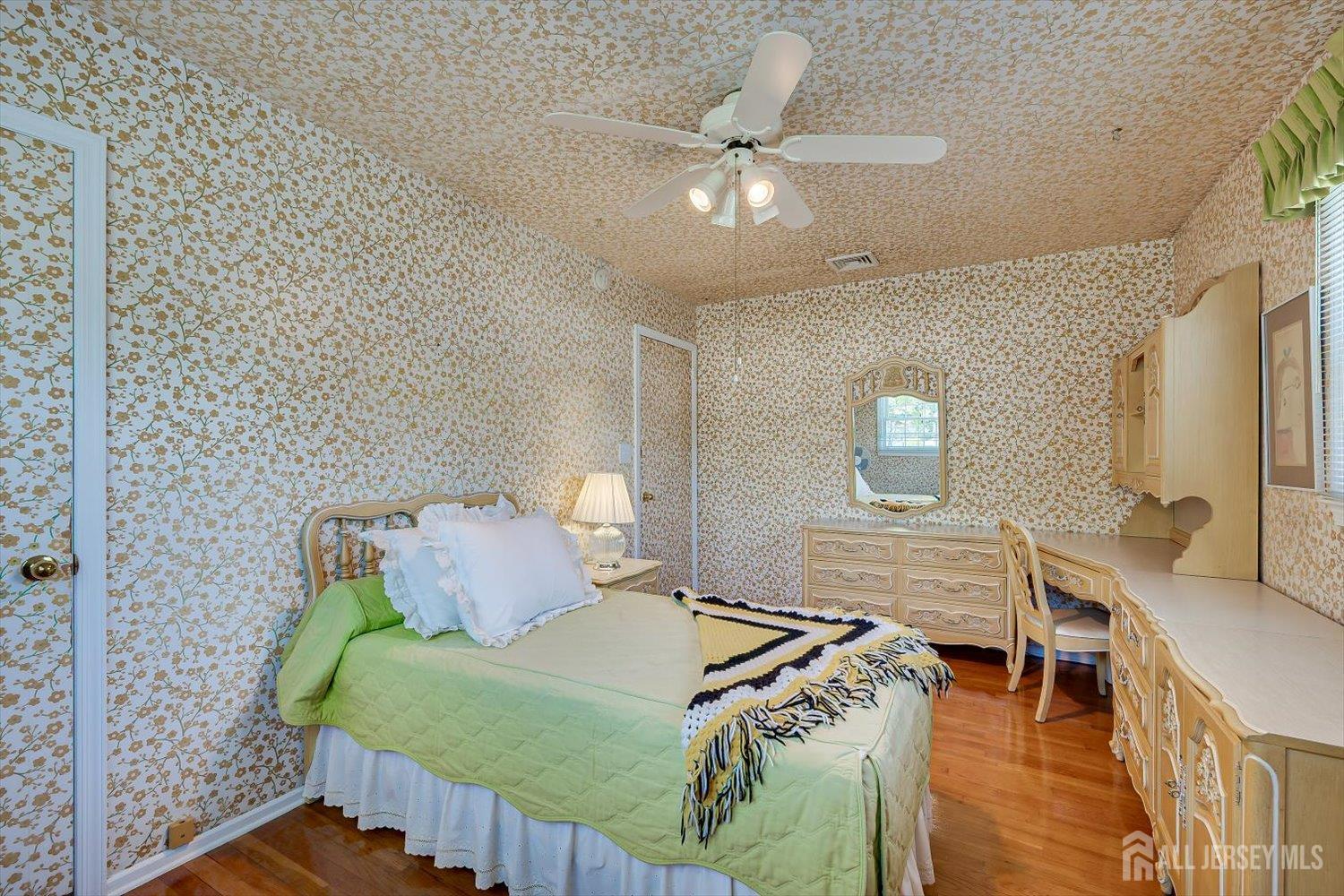2 Eagle Road Edison, NJ 08820 - Photo 33 of 52