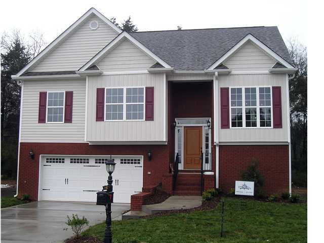 2918 Fernleaf Lane, Unit 52 Chattanooga, TN 37421 - Photo 1 of 2 Primary Photo