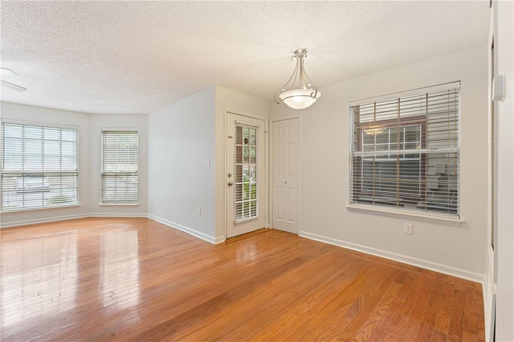 606 Cypress Pointe Street Alpharetta, GA 30022 - Photo 3 of 30