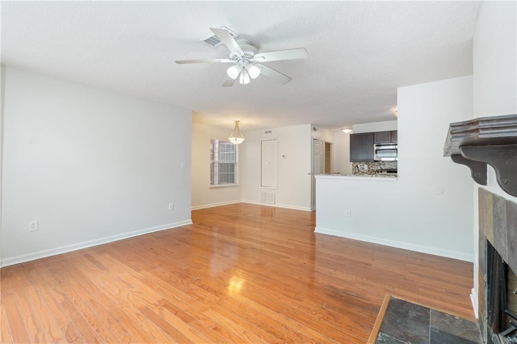 606 Cypress Pointe Street Alpharetta, GA 30022 - Photo 10 of 30