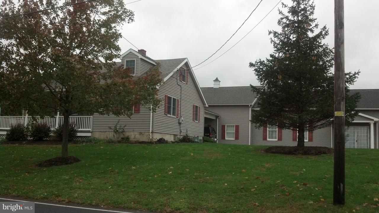402 West Sun Hill Road Manheim, PA 17545 - Photo 4 of 15 Gallery Image 4