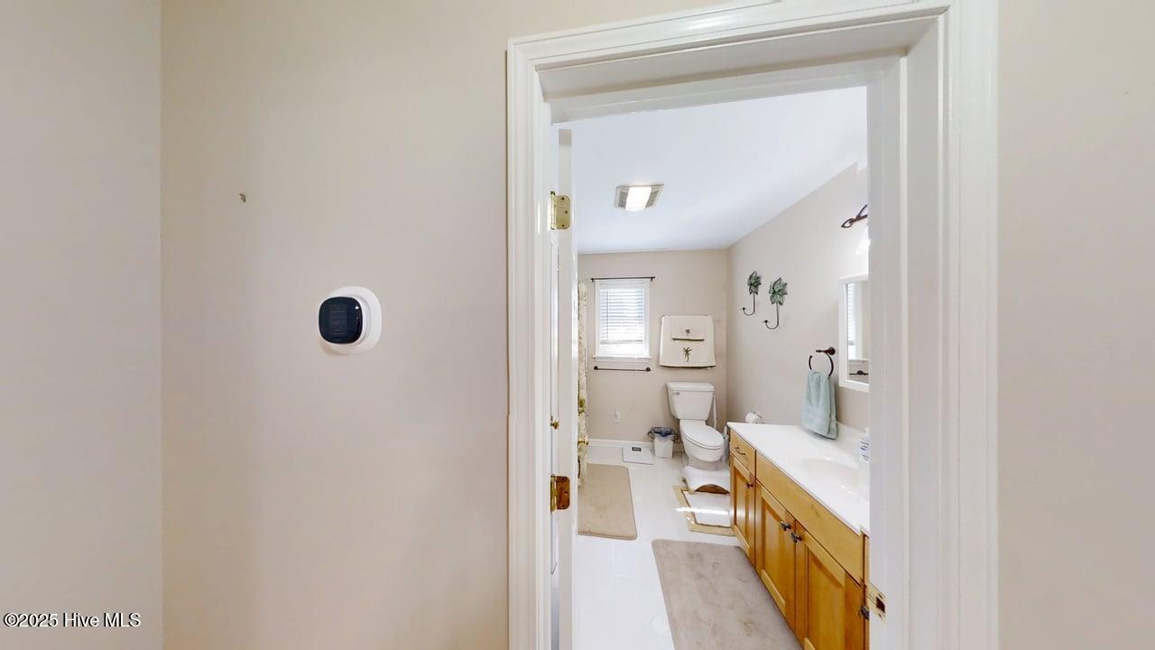 1029 Five Mile Road Richlands, NC 28574 - Photo 32 of 42 Upstairs Bathroom