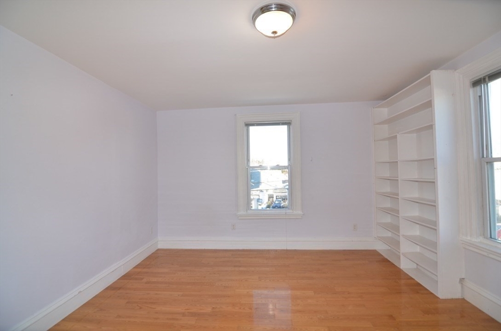 196 Holbrook Road Quincy, MA 02171 - Photo 7 of 17