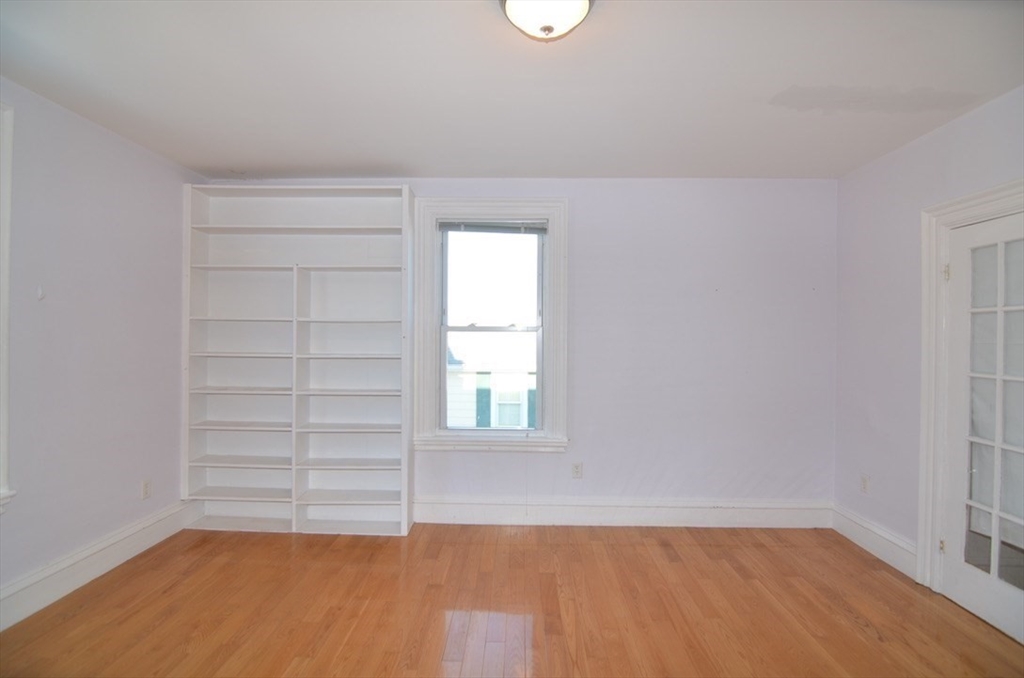 196 Holbrook Road Quincy, MA 02171 - Photo 8 of 17