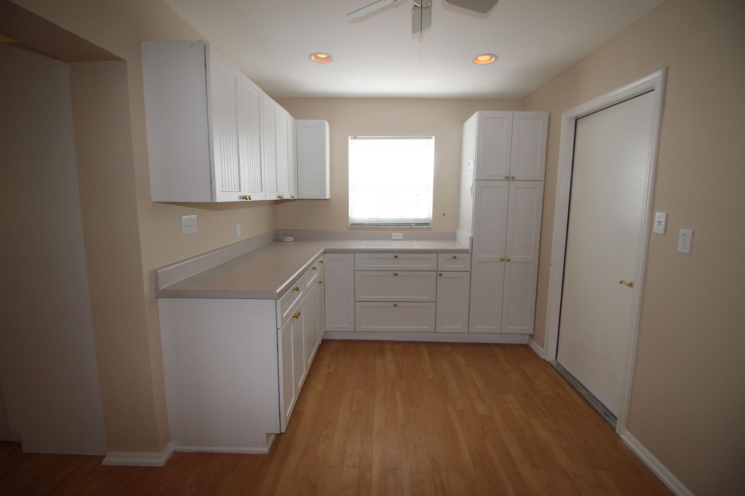 2201 Southwest Roma Way Boynton Beach, FL 33426 - Photo 14 of 16 14