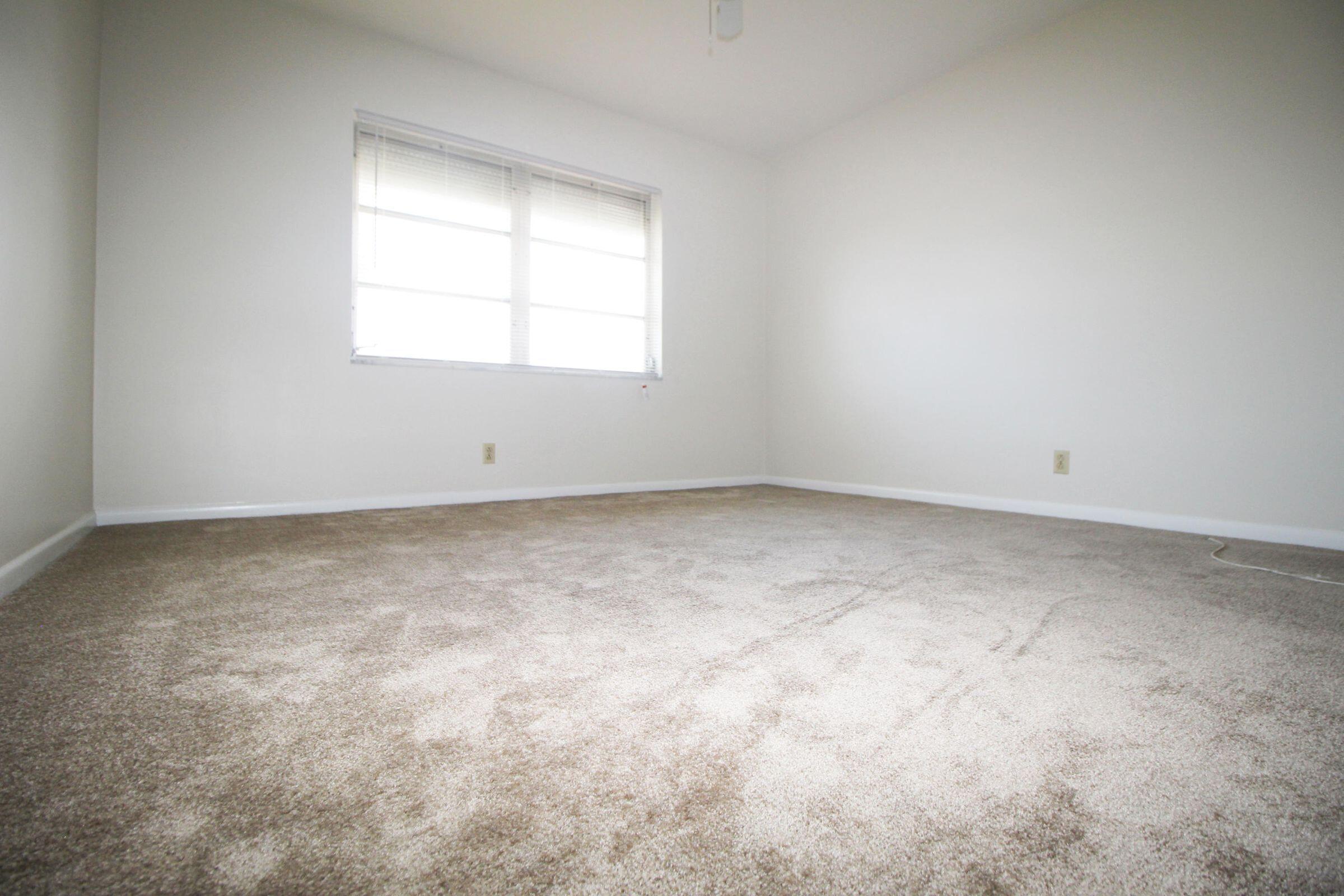 2201 Southwest Roma Way Boynton Beach, FL 33426 - Photo 8 of 16 000