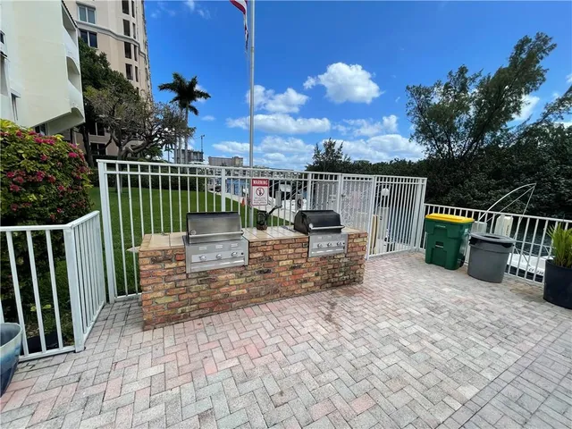 $1,500 | 2840 Northeast 14th Street Causeway, Unit 210, Pompano Beach, FL 33062